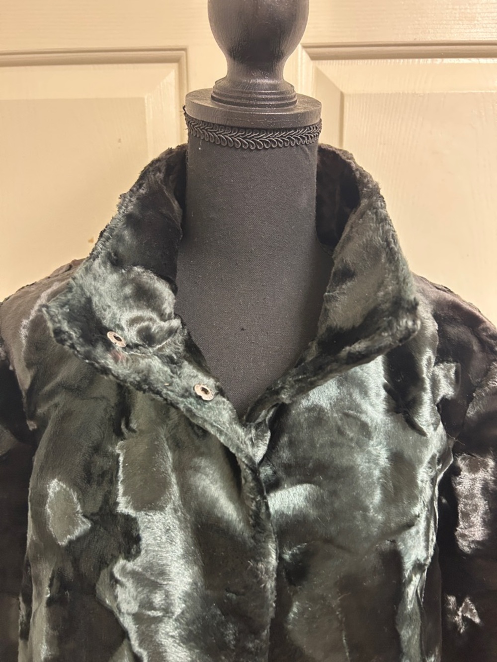 W By WORTH black and green Button snap Jacket, 3/4 Sleeves, Size 14 - Picture 2 of 9